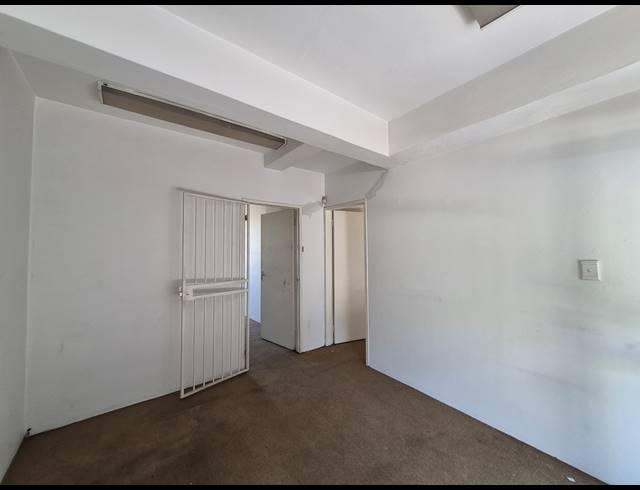 37M² OFFICE TO LET IN MELVILLE